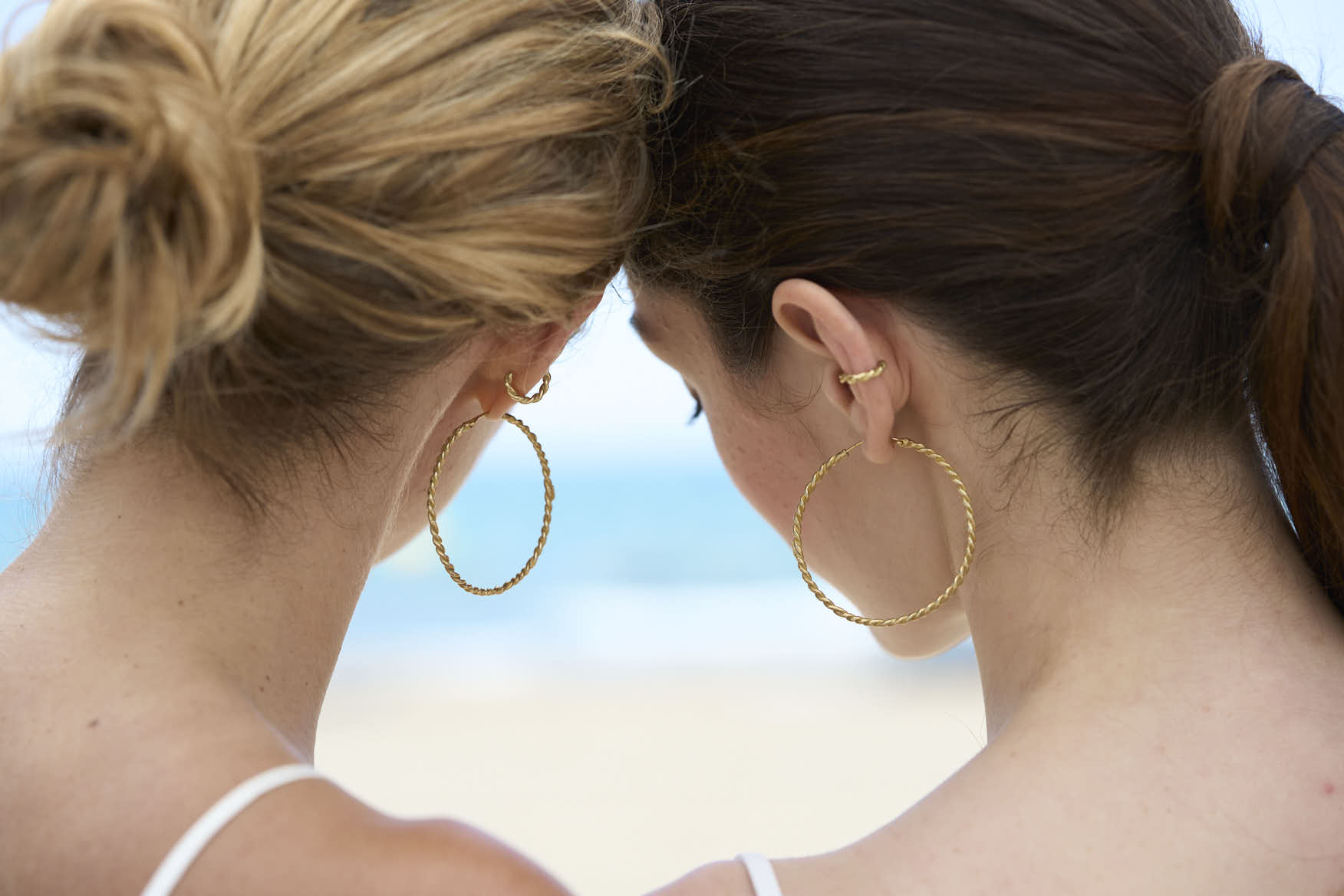 Twist Earcuff