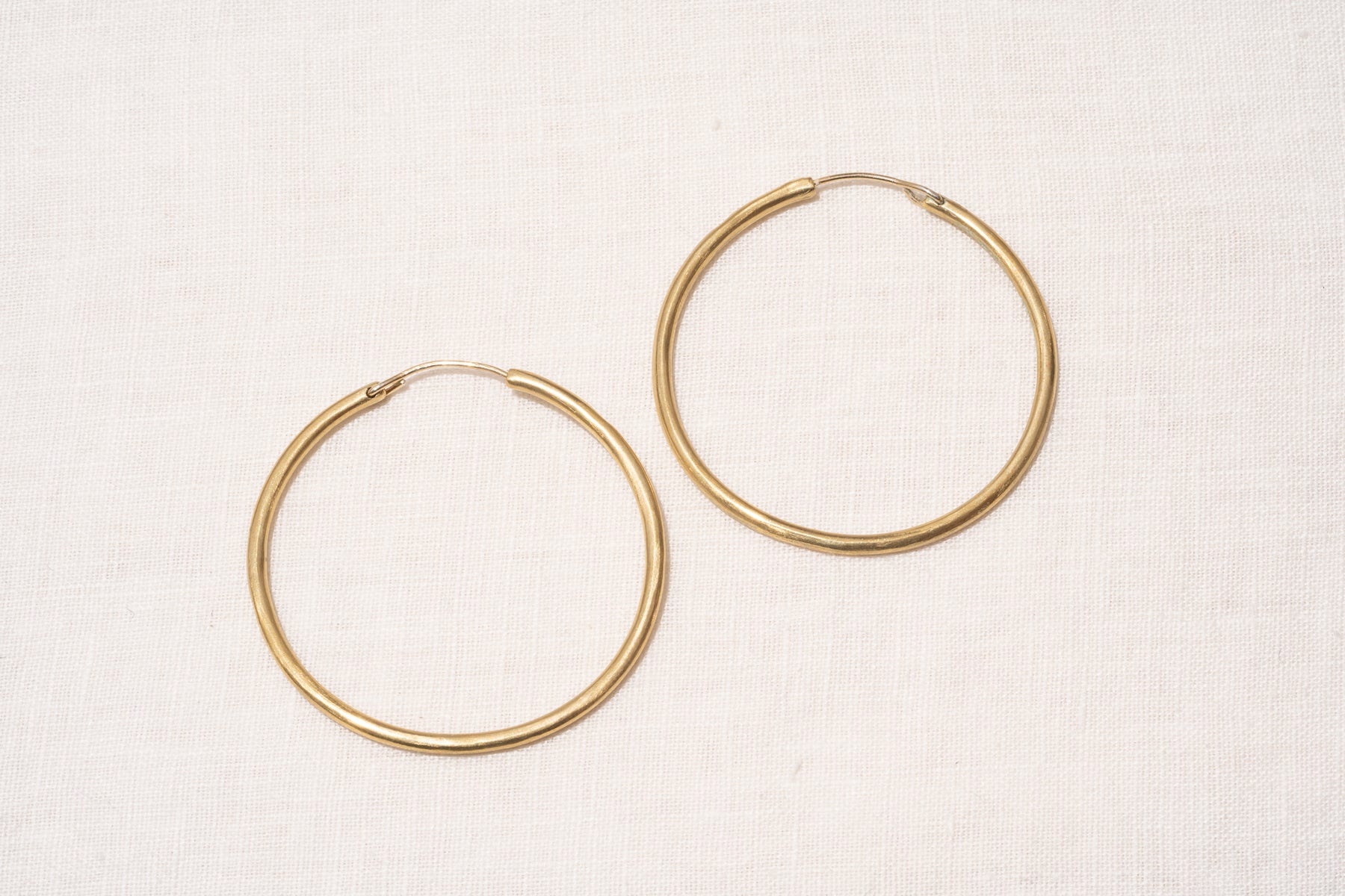Simple hopps earrings n.4