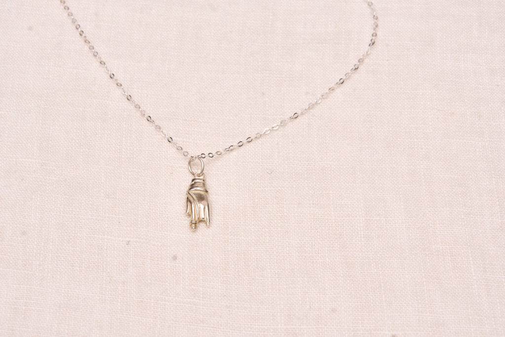 Hand necklace