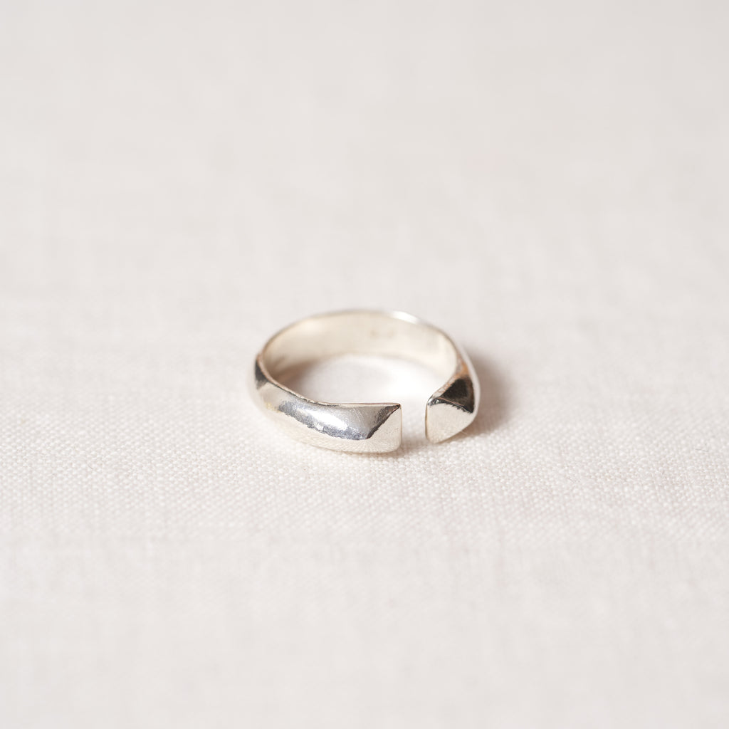 Andil ring