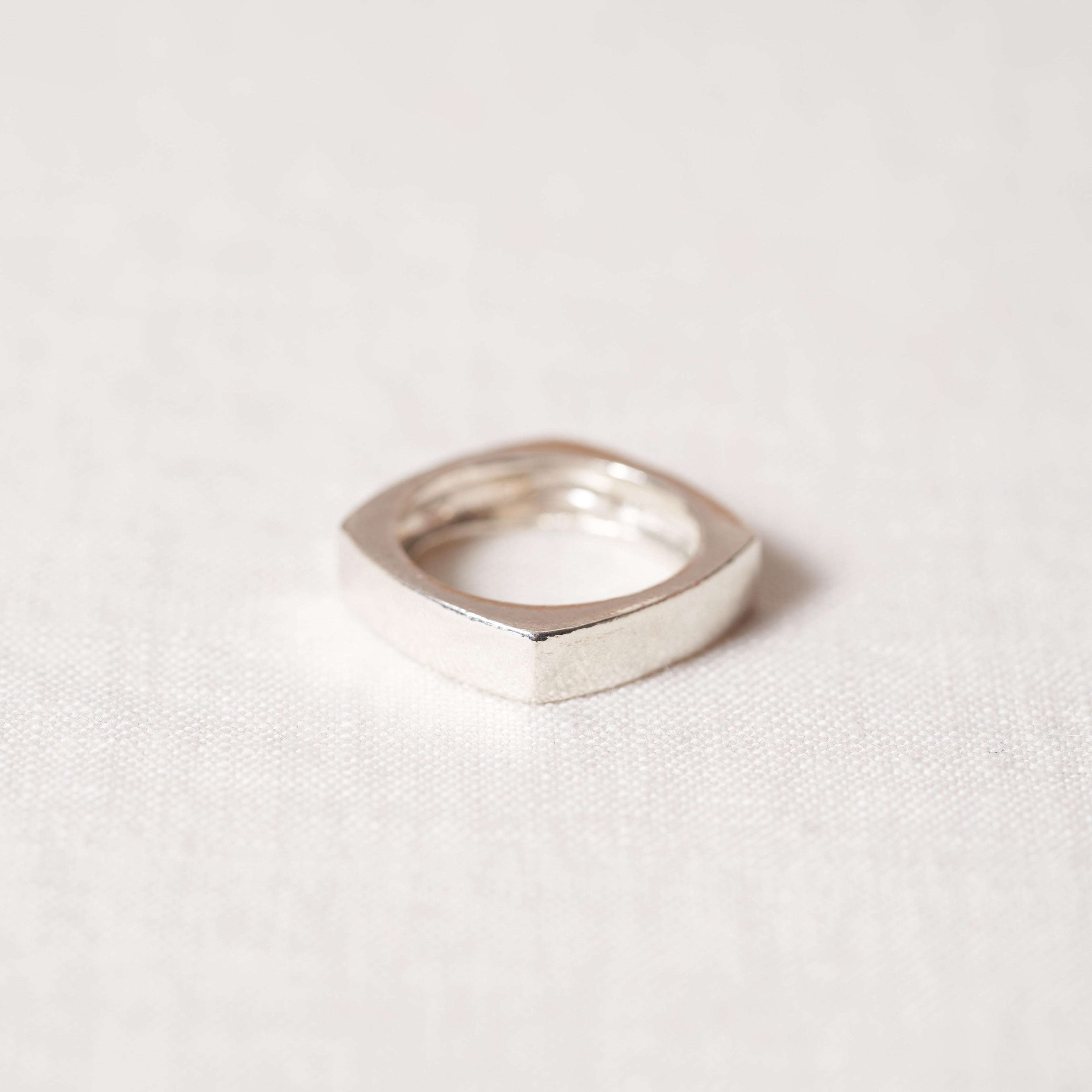 Nikko ring in silver