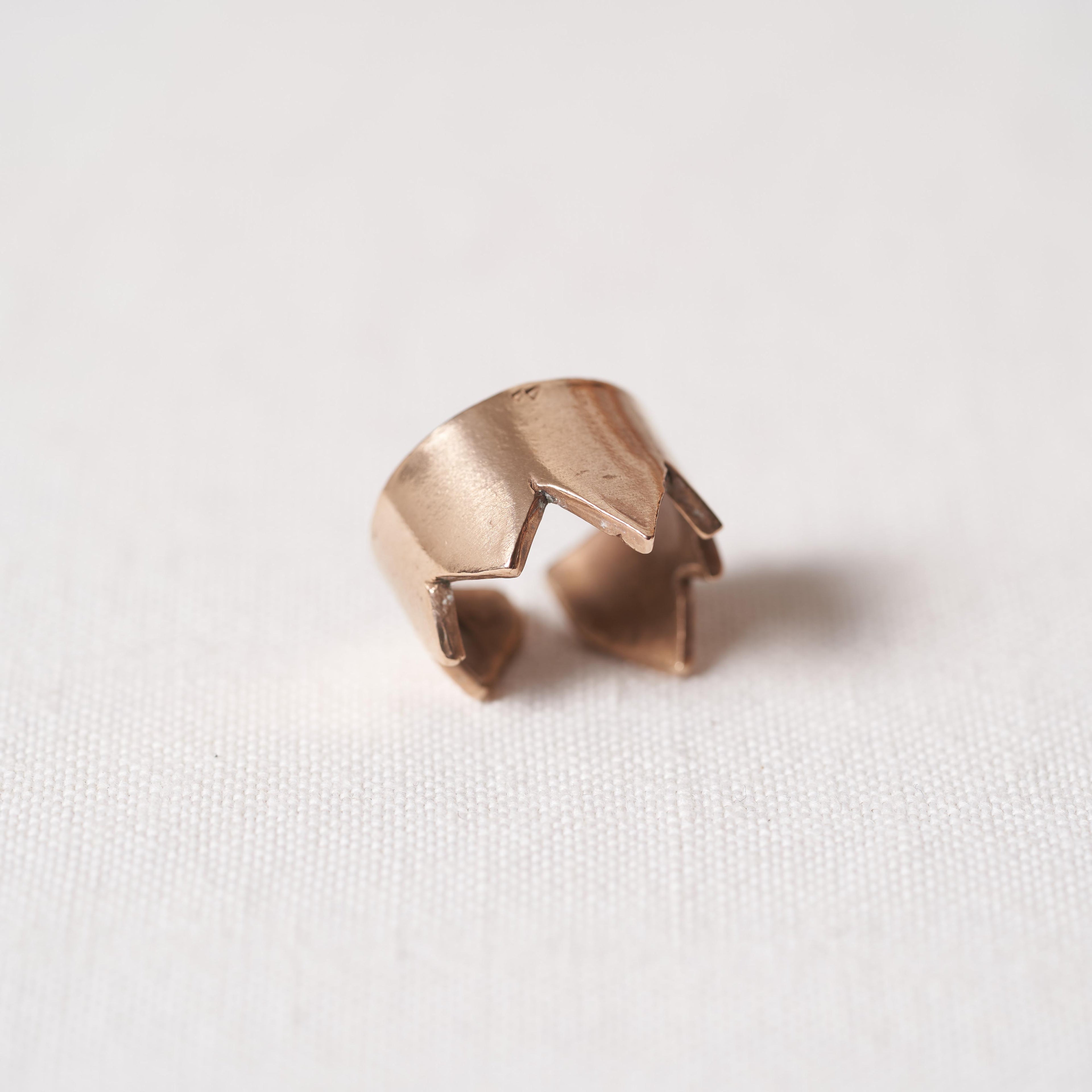 Highness ring