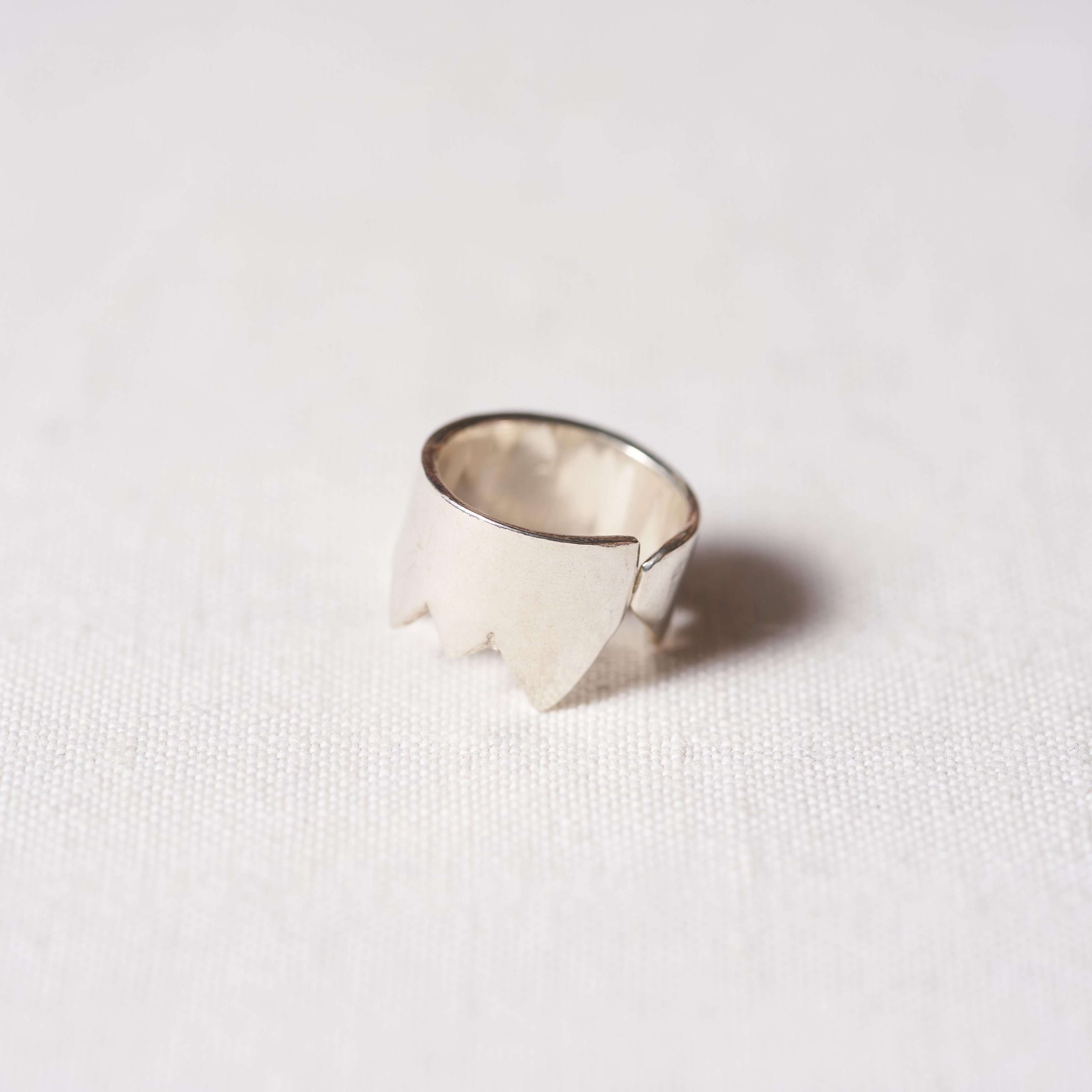 Highness ring