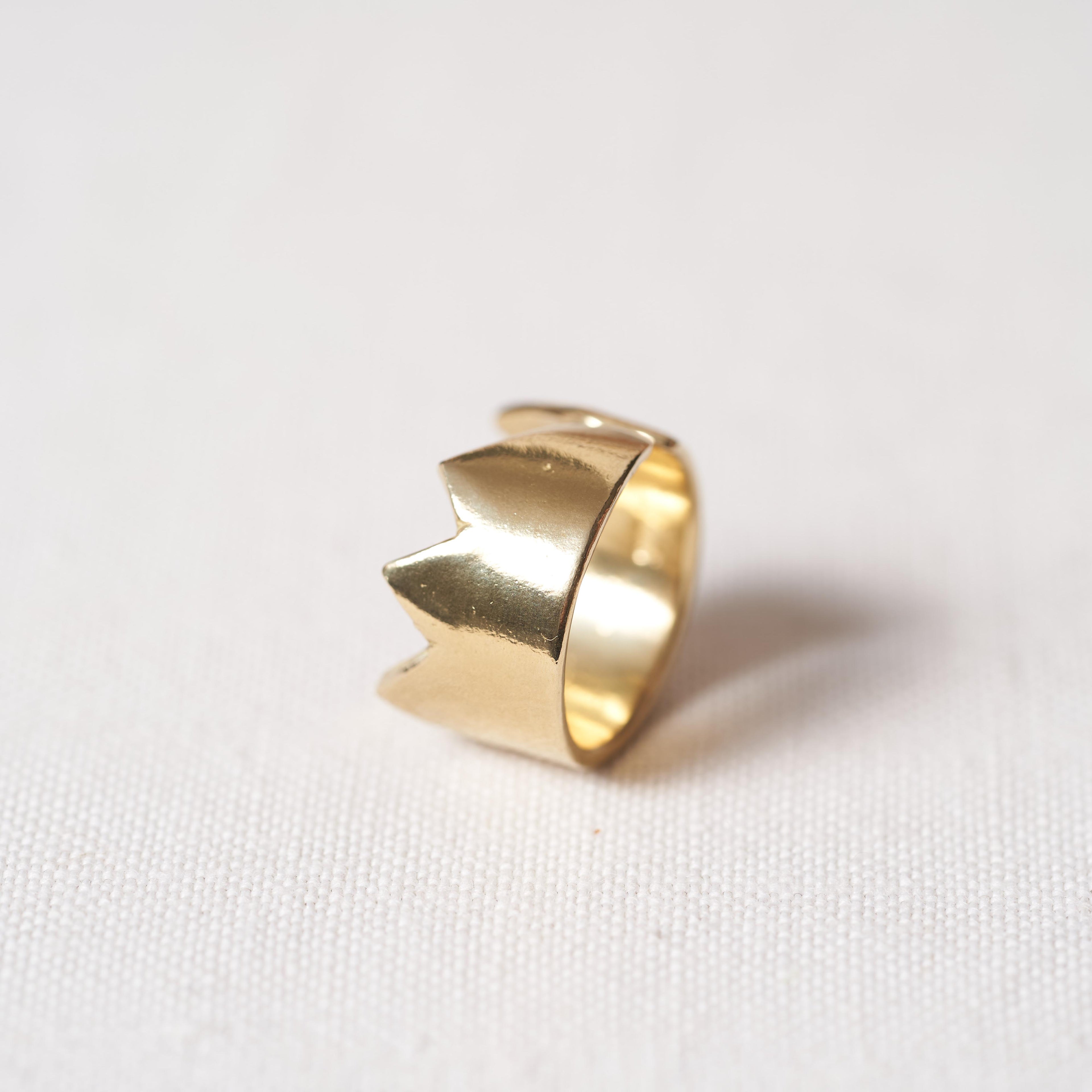 Highness ring
