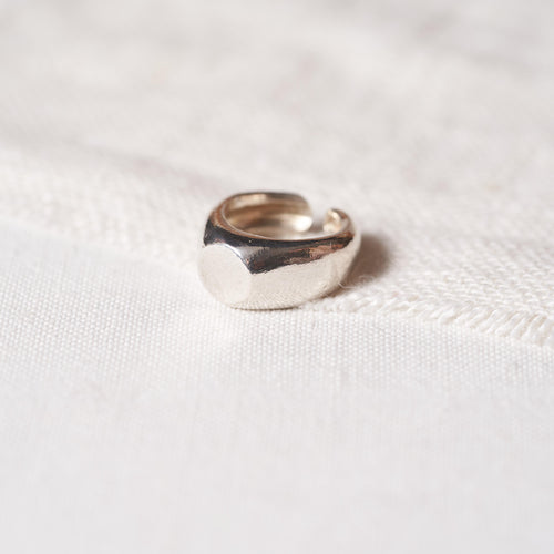 Chevalier ring