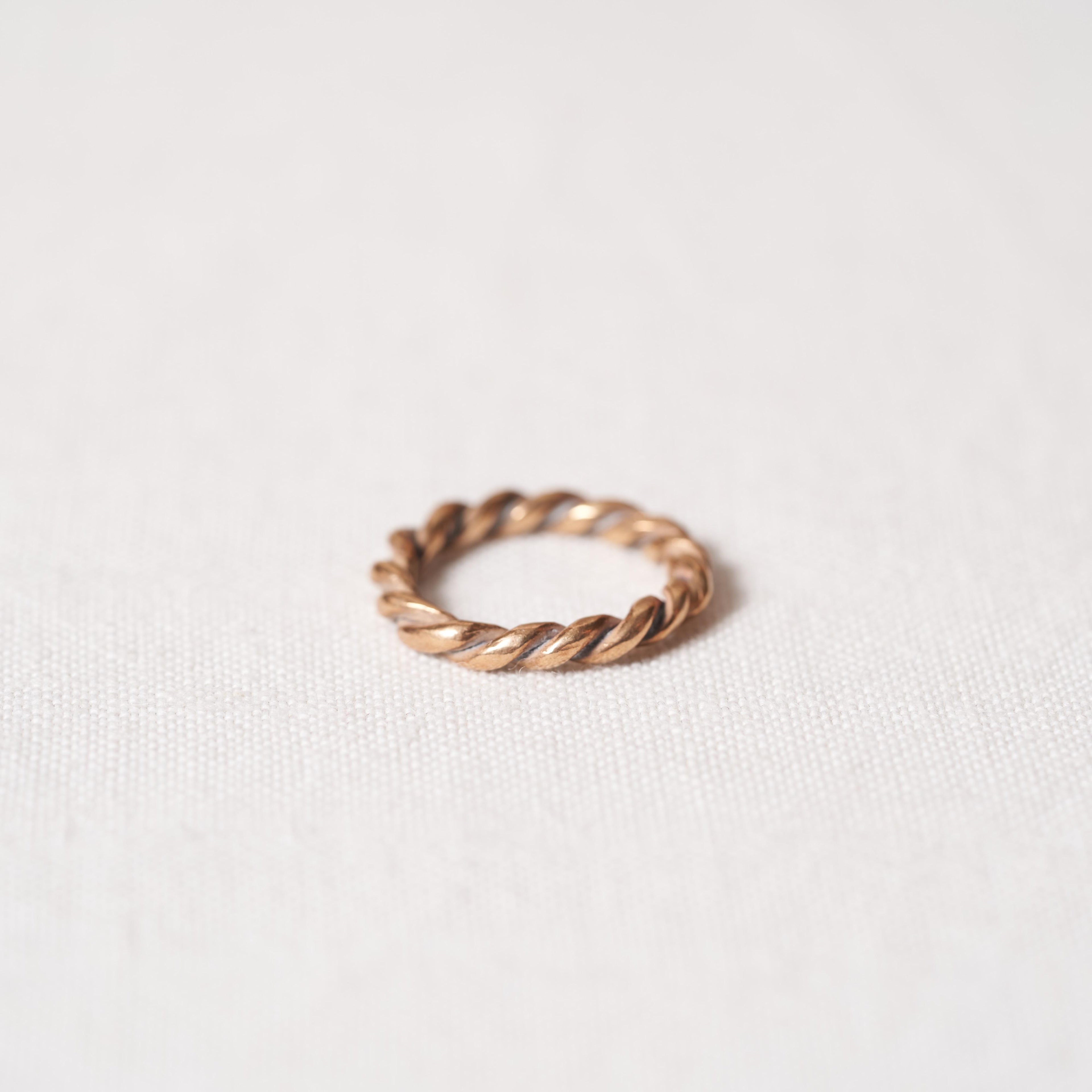 Twist ring n.2 in rosebronze