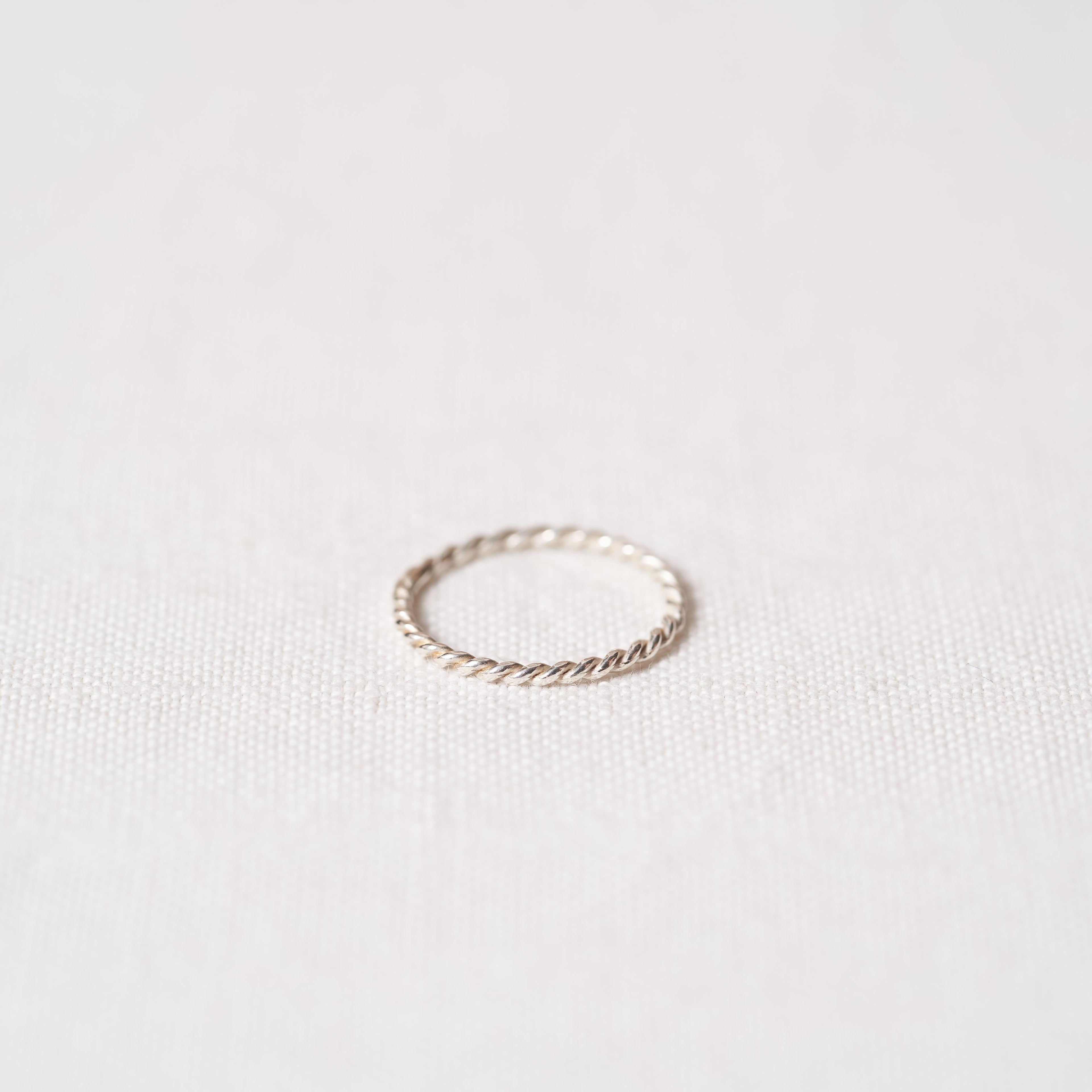 Twist ring n.1 in silver