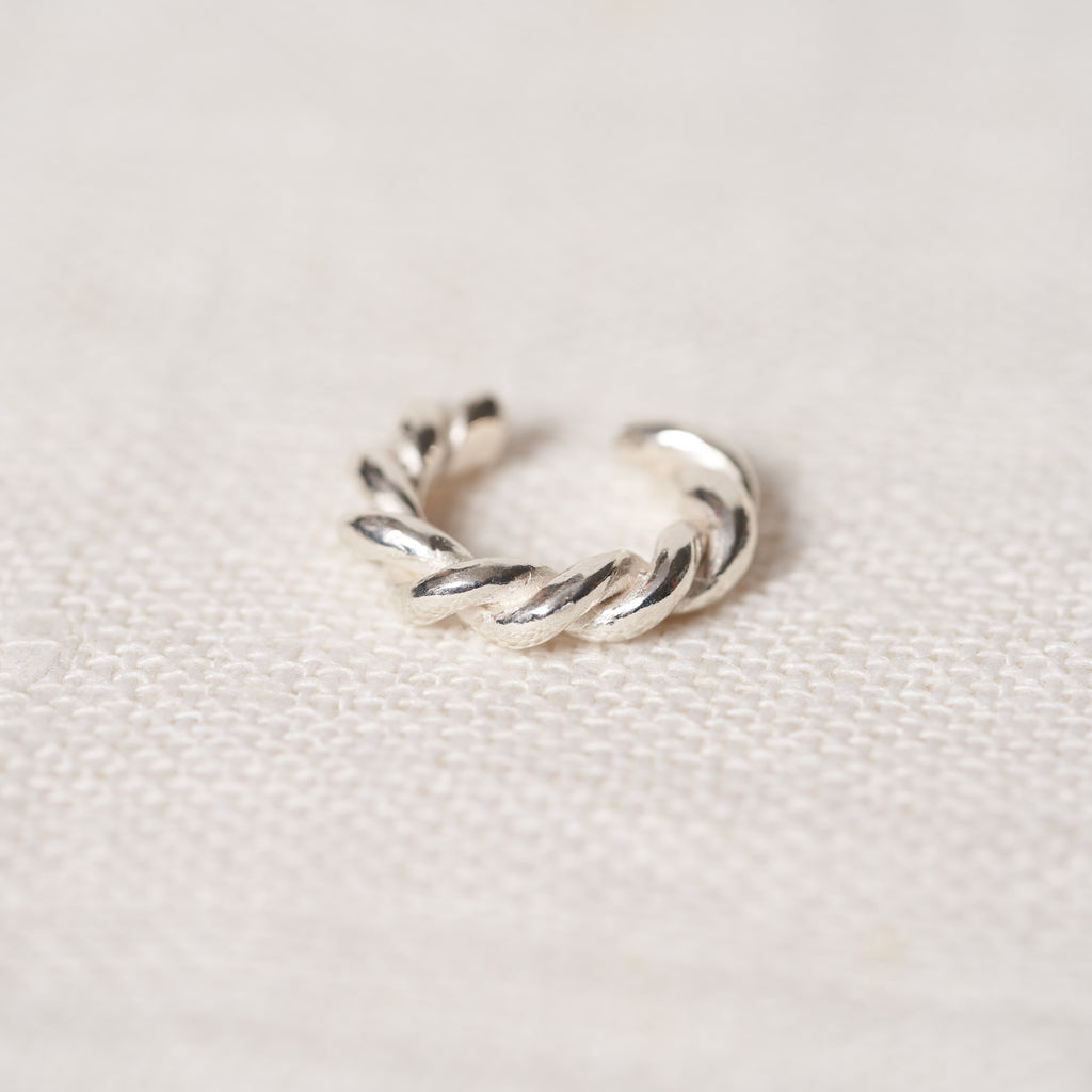 Big Twist Earcuff