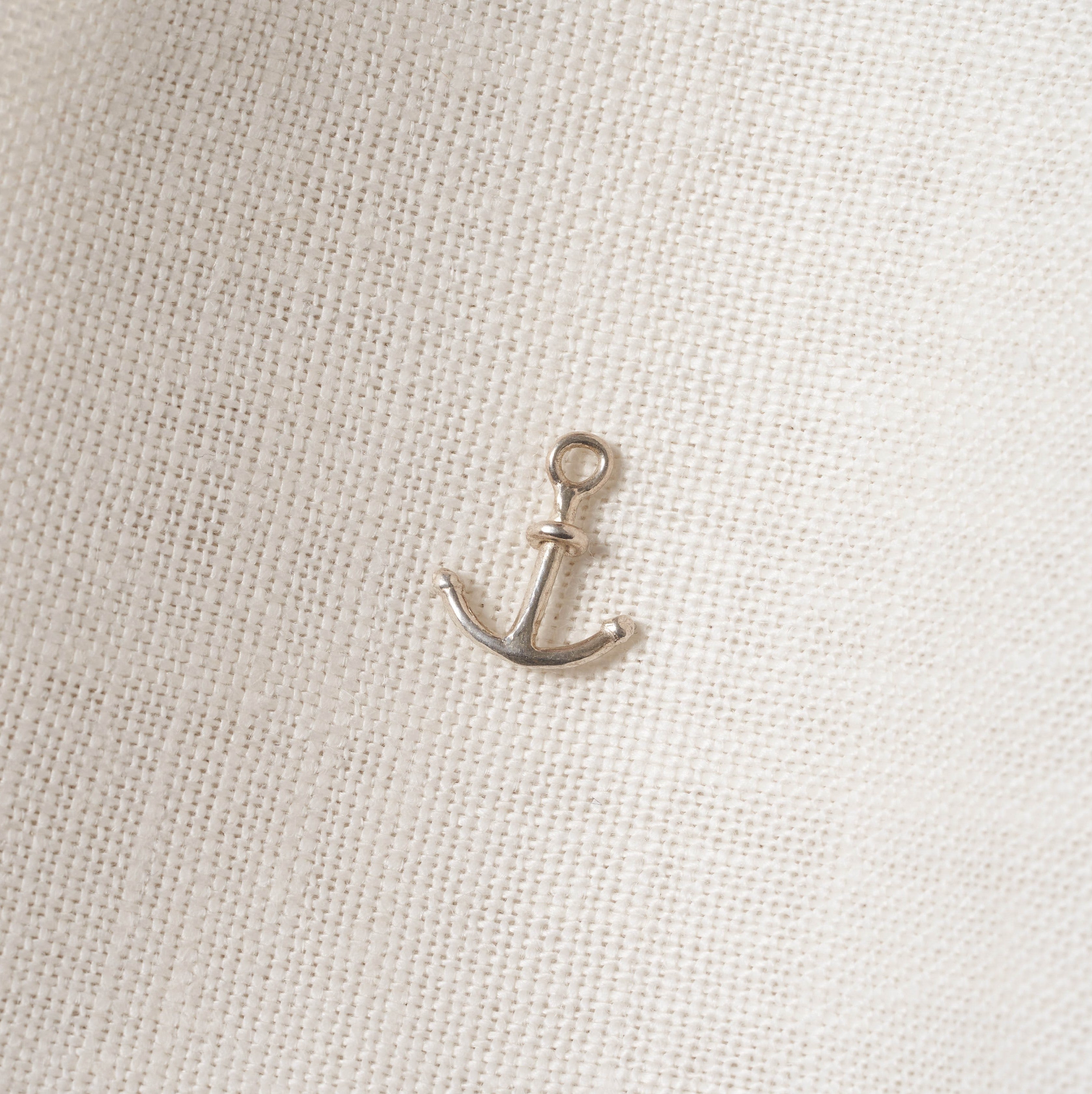 Anchor charm
