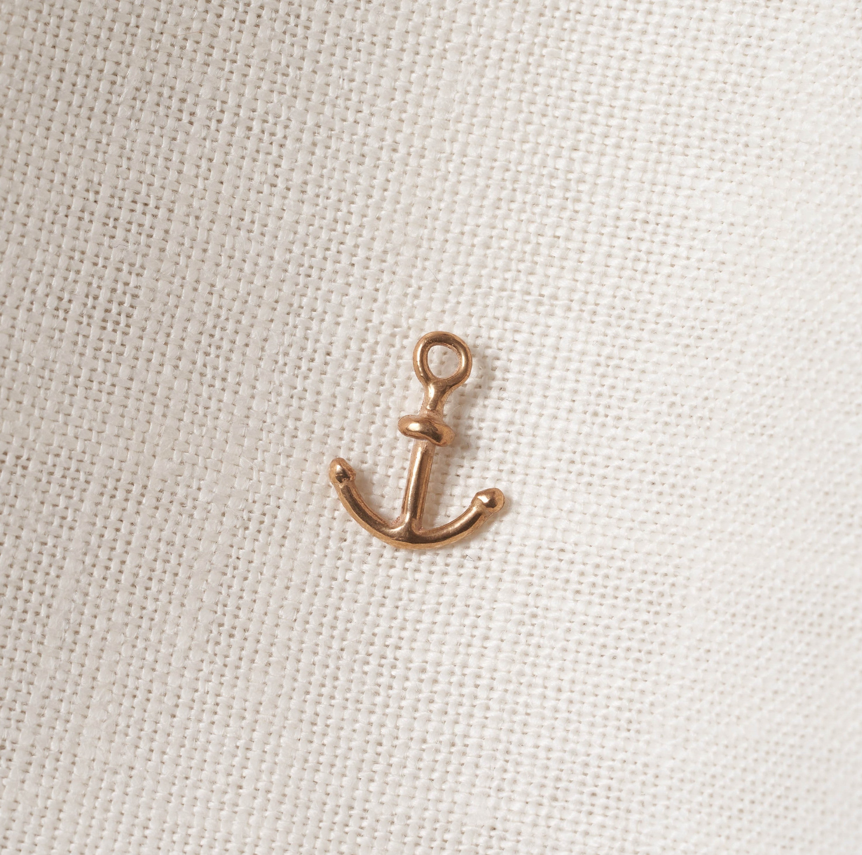 Anchor charm