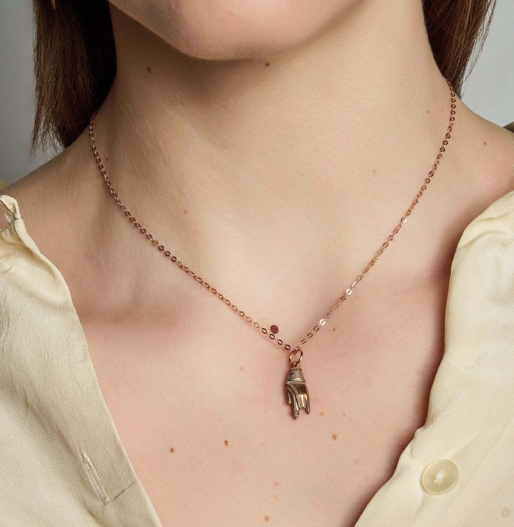 Hand necklace